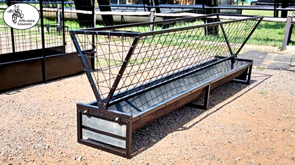 Feed trough with lucerne basket fot goats